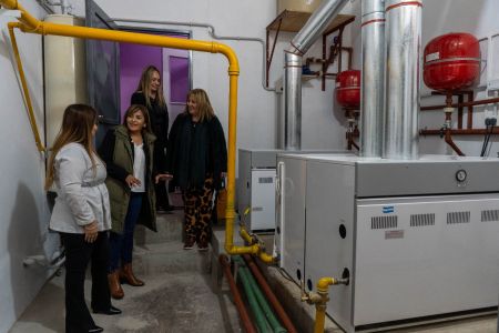 Después de más de 20 años de espera, Educación renovó por completo el sistema de calefacción de la Escuela N°44