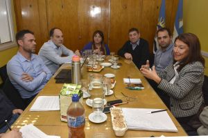 Avanzan en dispositivos de formación para ingresantes a la obra de las Represas