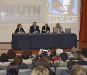 Brindaron charla pública sobre el pensamiento de José Martí