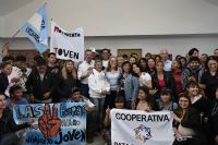 Alicia dialogó con integrantes de cooperativas de familias en Caleta Olivia