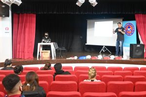 Culminó con éxito la capacitación a personal municipal en Primeros Auxilios, RCP y DEA
