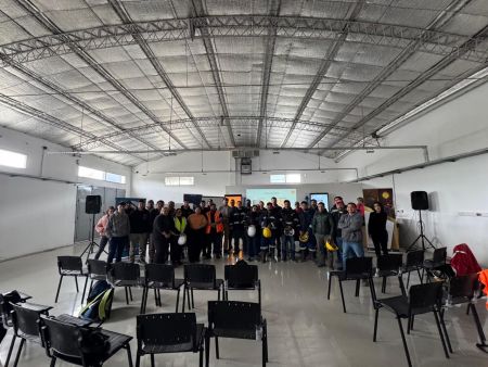 Comenzó la Fase práctica y decisiva del Curso de Retroexcavadora en Río Gallegos