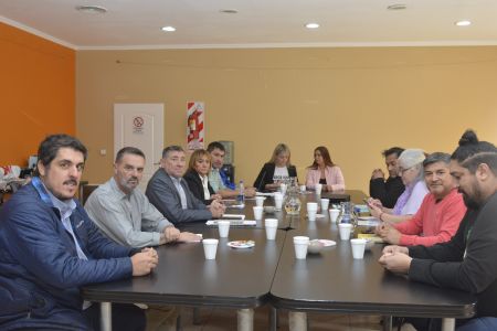 El encuento tuvo lugar en las instalaciones de la Asociación del Personal Superior y Técnico.