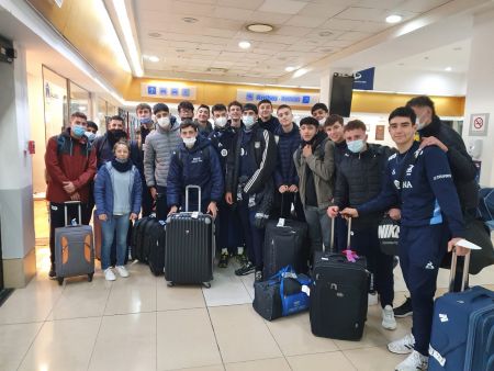 La Selección Argentina Sub19 de vóley arribó a Santa Cruz