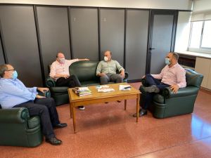 Santa Cruz se reunió con autoridades del INET y del Gobierno Nacional