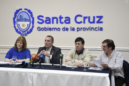Santa Cruz presentó detalles del convenio que firmó para adherir a las modificaciones de la Ley Nacional de Tránsito