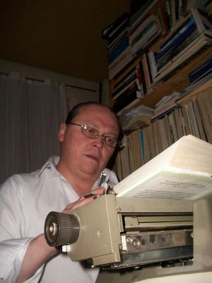 Autores santacruceños brindarán un Taller Intensivo de Escritura en la 24ª Feria Provincial del Libro