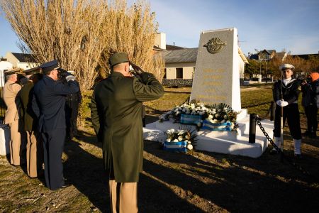 A 44 años del hundimiento del ARA General Belgrano, Santa Cruz rindió homenaje a los caídos y reafirmó su compromiso con la soberanía