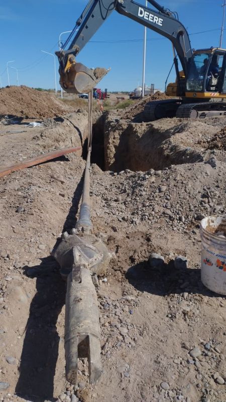 Pico Truncado: finalizaron los tres cruces de ruta con tunelera y la obra de gas entra en su etapa final