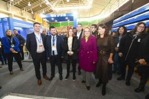 Ávila: “Esta feria marca un hito sobre la importancia minera en Santa Cruz a nivel nacional”