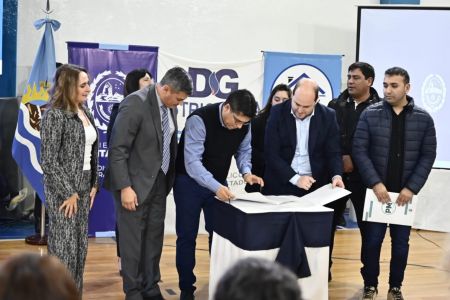 Santa Cruz despliega un ambicioso plan de obras públicas por más de 94 mil millones de pesos