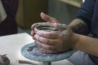 Se desarrolla taller de cerámica en el Complejo Cultural