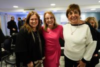 La diputada Paola Vessvessian acompañó a la Gobernadora en su exposición. 