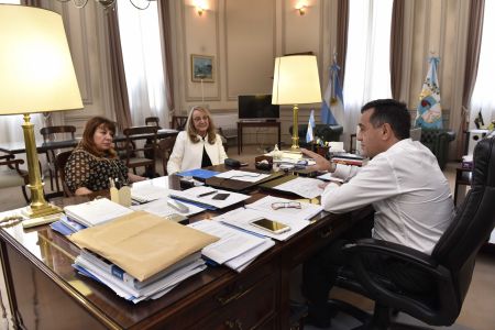 Alicia Kirchner se reunió con el Ministro de Educación de la Nación