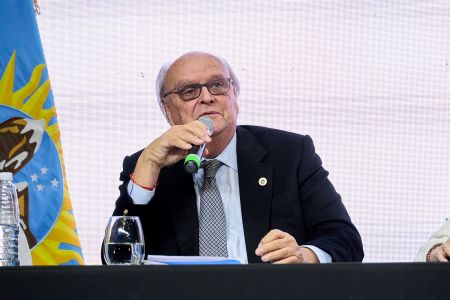 El secretario de Industria y Desarrollo Productivo de la Nación y director de YPF, José Ignacio de Mendiguren.