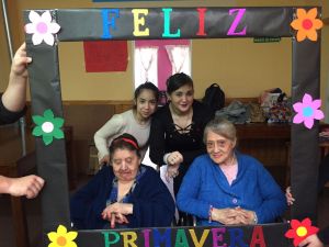 Encuentro Intergeneracional en el Hogar Zumalacarregui