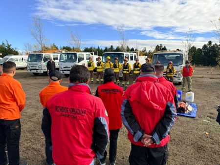 Se realizó en Punta Arenas, Chile, la VI Jornada Binacional por la Protección contra Incendios Forestales en la Patagonia Chilena-Argentina.