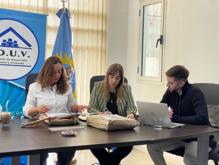 Apertura de sobres para la construcción del Polideportivo en Perito Moreno