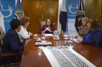 Alicia recibió a integrantes de CO.MU.N.A