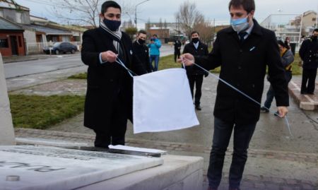 Autoridades provinciales participaron del acto por el Día de la Bandera
