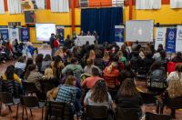 El Gobierno de Santa Cruz presentó el programa “Crecer Enredados”