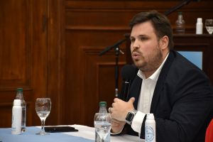 Pratti: “El Manual de Protección Civil tendrá QR y va a estar en formato papel”
