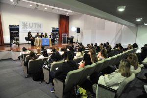 Más de 200 personas rinden mañana coloquio final de los Postítulos Docentes