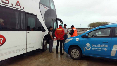 Detectan irregularidades en transporte de pasajeros en el marco de la Fiesta del Lago