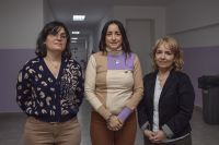 Estefanía Stricker, Subsecretaria de Abordaje Comunitaria junto a Daniela Cardoso, y Cecilia Baigorria 