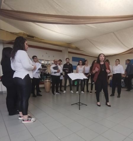 El Coro del Conservatorio Provincial de Música participó de los festejos patrios