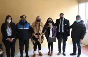 El gobierno realizó la entrega de uniformes para el Sistema Público de Seguridad