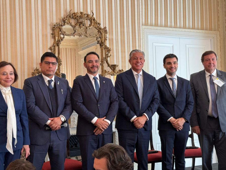 Vidal desde Nueva York: "Santa Cruz tiene recursos, potencial y una gran oportunidad de crecimiento"