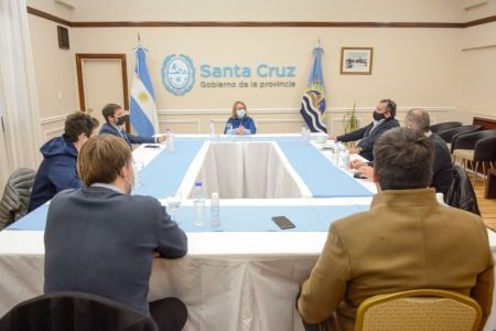 Alicia recibió en audiencia a las autoridades del Tenis Club de Río Gallegos