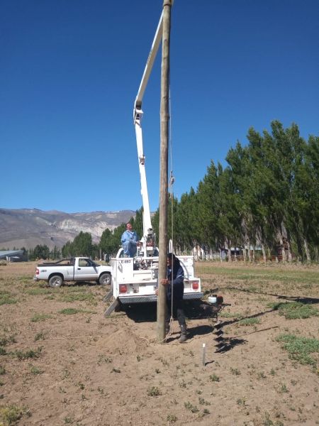 Amplían la red eléctrica en Lago Posadas