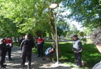 Incidente en Plaza San Martín: Bomberos detectaron tres postes energizados