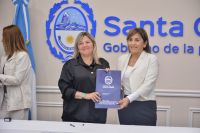 Soledad Boggio, ministra Secretaria General de la Gobernación, junto a la presidenta del Consejo Provincial de Educación, Iris Rasgido.