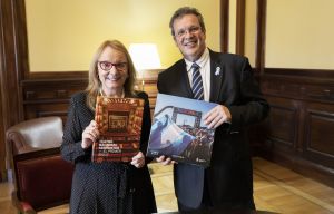 Alicia gestiona fondos para mejorar la infraestructura cultural