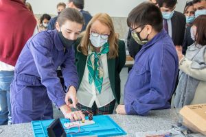 La comunidad educativa de Escuela Industrial N° 11 recibió con gran entusiasmo el nuevo edificio