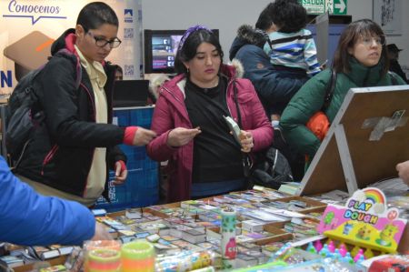 Todas las localidades participan de la tercera jornada de la 29° Feria Provincial del Libro