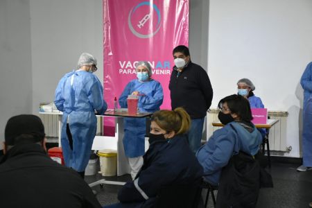 García: “Hoy estimamos que se vacunaran cerca de mil personas”