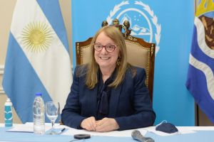 Alicia participó de la entrega de viviendas del Plan Procrear en Río Gallegos