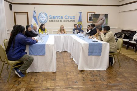 Alicia recibió a representantes gremiales de YCRT