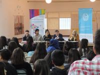 Estudiantes de Los Antiguos participaron en charla del Parlamento Juvenil