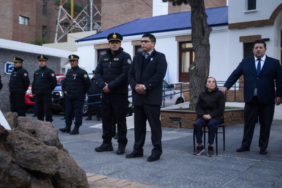 Se desmiente Fake News que intenta instalar una supuesta falta de respeto de la Polic&iacute;a al gobernador Vidal, algo que nunca existi&oacute;