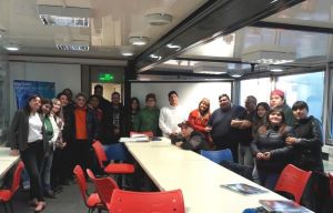 Más de 70 adultos iniciaron esta semana los cursos de Informática en el Barrio Evita