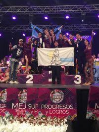 Ballet Juvenil de Tango de la Escuela Provincial de Danzas se consagró campeón Latinoamericano del Torneo “Universal Dance”