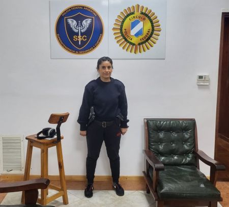Maribel Huaiquil fue la única mujer en aprobar curso de la Policía Federal Argentina