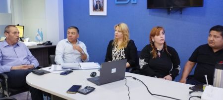 noticiaspuertosantacruz.com.ar - Imagen extraida de: https://noticias.santacruz.gob.ar/gestion/entes-provinciales/servicios-publicos/item/32301-spse-analiza-estrategias-para-mejorar-la-recaudacion-y-garantizar-el-suministro-en-santa-cruz