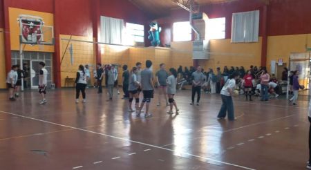 Educación dio inicio a la Instancia Institucional de los “Juegos Intercolegiales 2023”