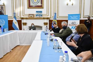 Alicia recibió en audiencia al equipo técnico que desarrolla estudios en la zona del Tucu Tucu